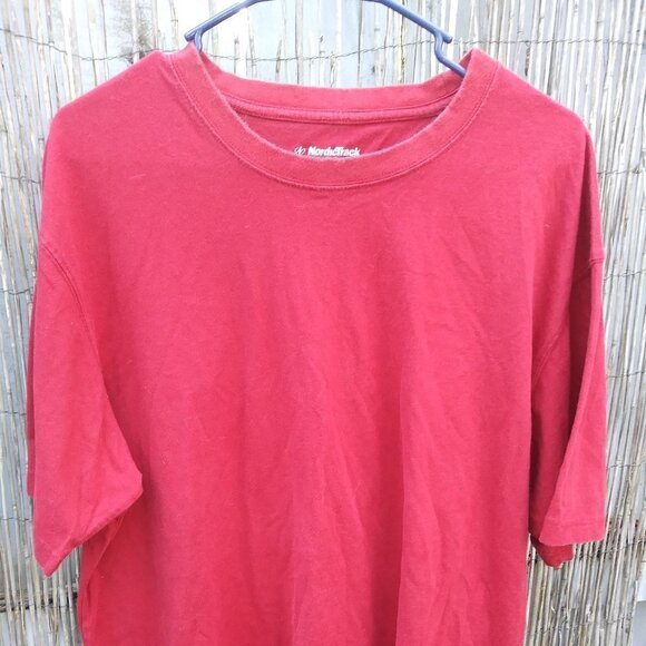 Nordic Track Solid Red Tee Men / Unisex - XL - Picture 2 of 13